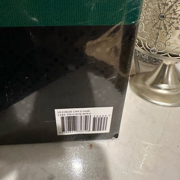 NEW The Making of Gucci Hardcover Book 🎁gift with $75 or more designer purchases - Picture 3 of 9